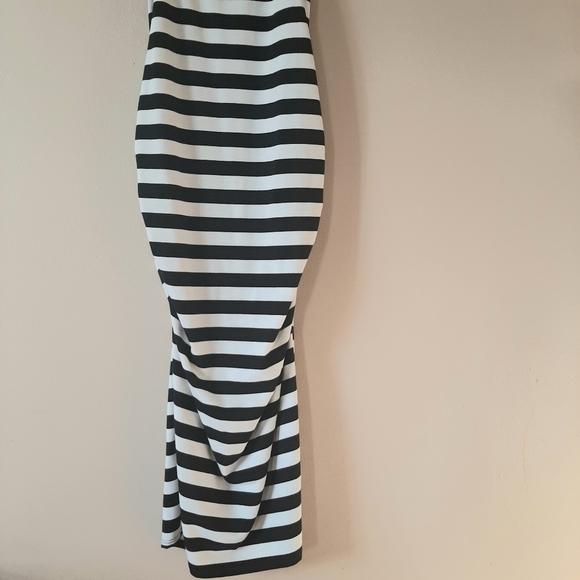 Black White Striped Scrunch Summer Dress - Picture 3 of 8